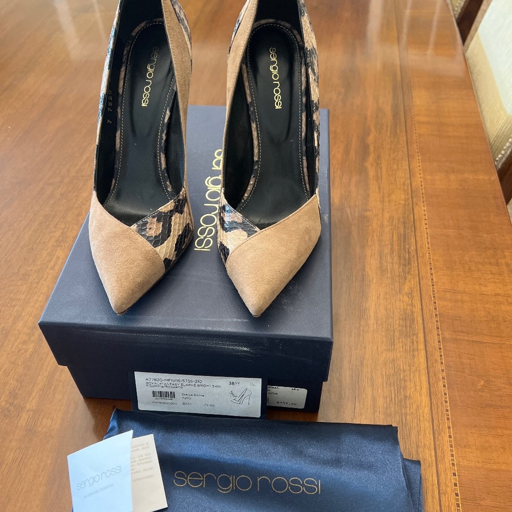 Sergio Rossi Skin and Suede Nude Pumps